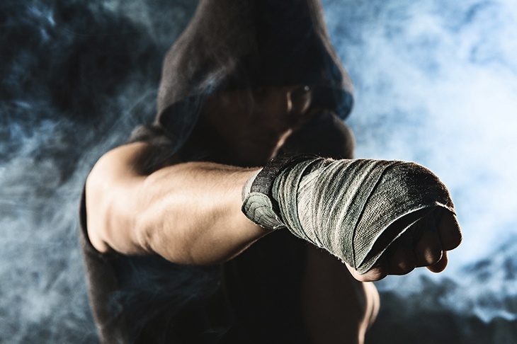 «Чистый садизм»: в РПЦ осудили просмотры боев без правил и назвали это грехом