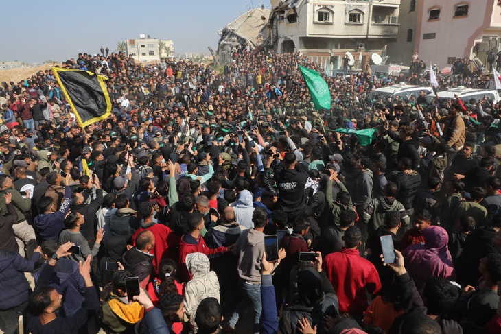 Израиль начал выдавать палестинским заключенным браслеты «на память» — Channel 12