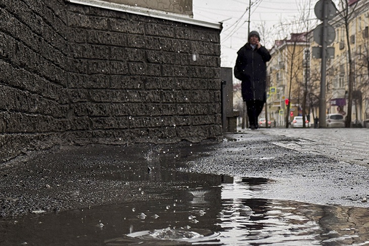 Небольшие осадки и до 10 тепла ожидаются в Москве в пятницу