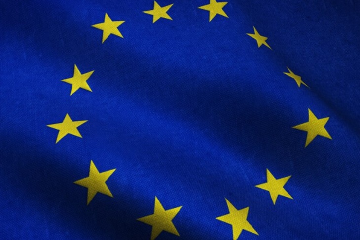 Шесть стран ЕС пригрозили новыми санкциями против России