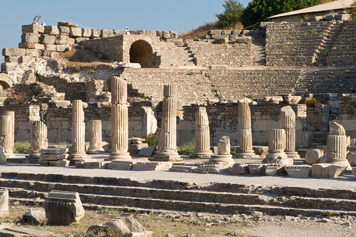 Россияне пожаловались на экстремальную 10-часовую экскурсию без еды и воды