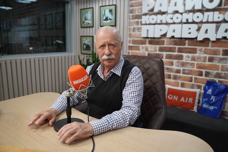 Леонид Якубович — о юбилее, о том, сложно ли управлять самолётом, и о местах, где никто не предаст