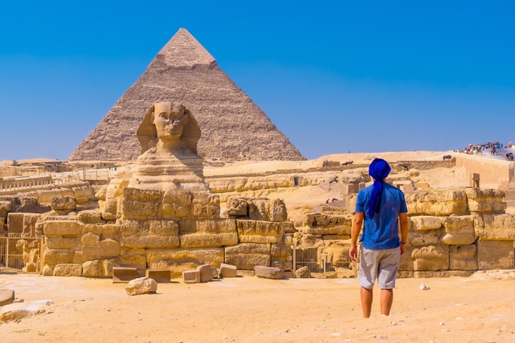 Россиянам объяснили, как не лишиться связи в Египте из-за новых правил