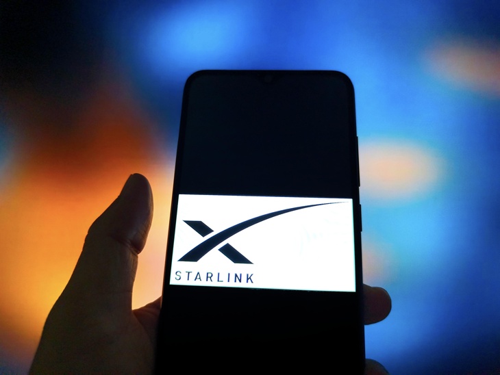 «Могут в любой момент отключить»: эксперт оценил заявление главы «Роскосмоса» о появлении в РФ сервиса, аналогичного Starlink
