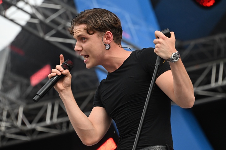 Ваня Дмитриенко