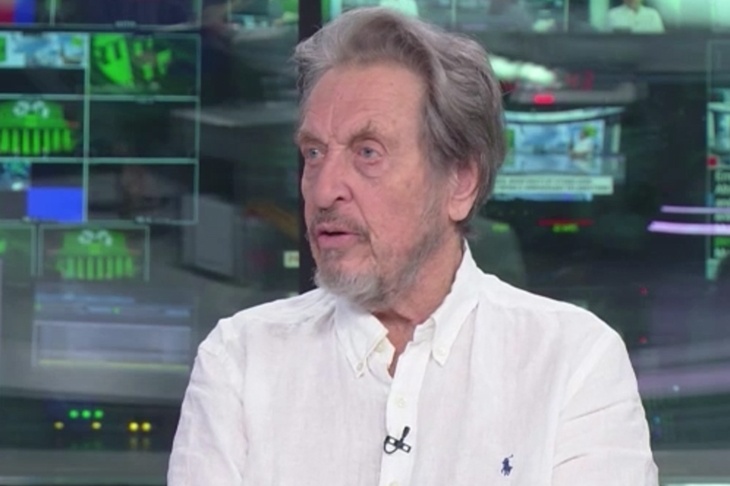 Отец Илона Маска предложил RT помочь организовать интервью с его сыном