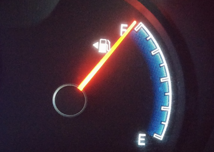 Экономист призвал россиян не ждать снижения цен на топливо Экономист призвал россиян не ждать снижения цен на топливо