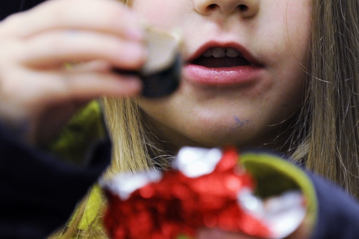 Нарколог объяснил опасность шоколадных «бутылочек» с маркетплейсов Нарколог объяснил опасность шоколадных «бутылочек» с маркетплейсов