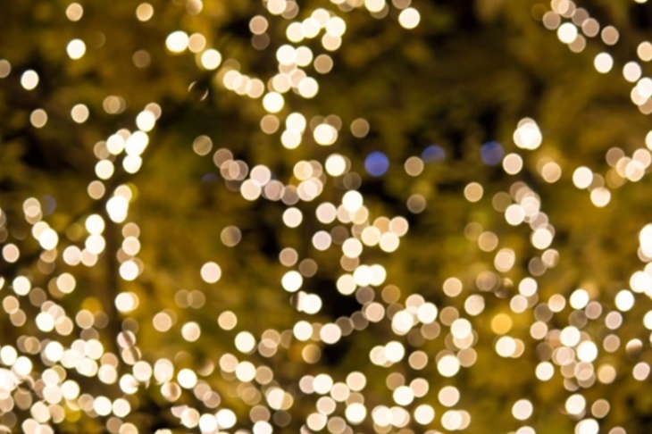 Мерцающие гирлянды могут провоцировать утомляемость и головную боль