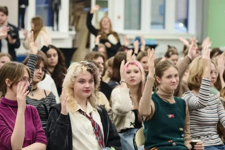 В РГУ имени Косыгина обсудили экологическую трансформацию модной отрасли В РГУ имени Косыгина обсудили экологическую трансформацию модной отрасли