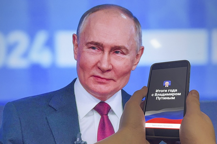 Началась "прямая линия" с Владимиром Путиным