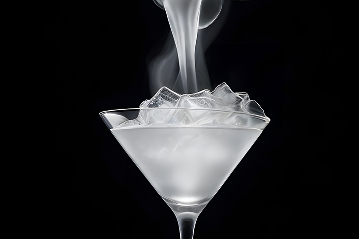 Химик усомнился, что выпившему коктейль с жидким азотом москвичу могло разорвать желудок Химик усомнился, что выпившему коктейль с жидким азотом москвичу могло разорвать желудок