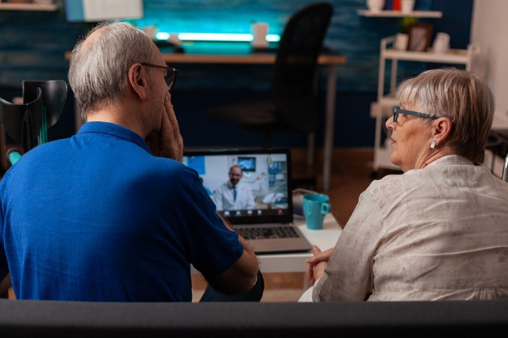 Крастелев призвал запретить развлекательные медицинские передачи на телевидении