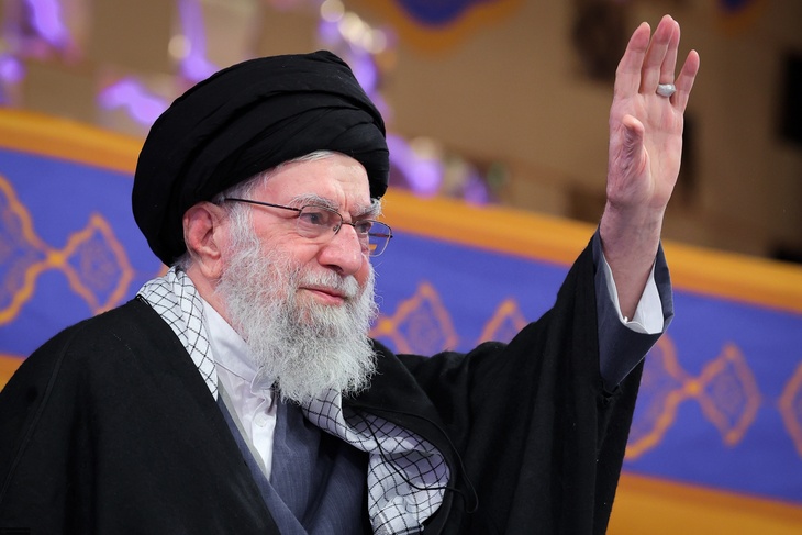 Верховный лидер Ирана предрек свержение Трампа