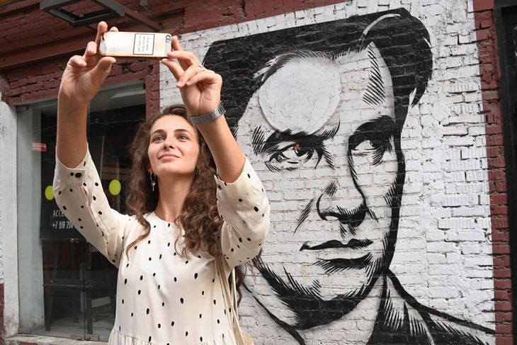 Нейросеть заставила Маяковского, Блока и Есенина петь тяжелый рок Нейросеть заставила Маяковского, Блока и Есенина петь тяжелый рок