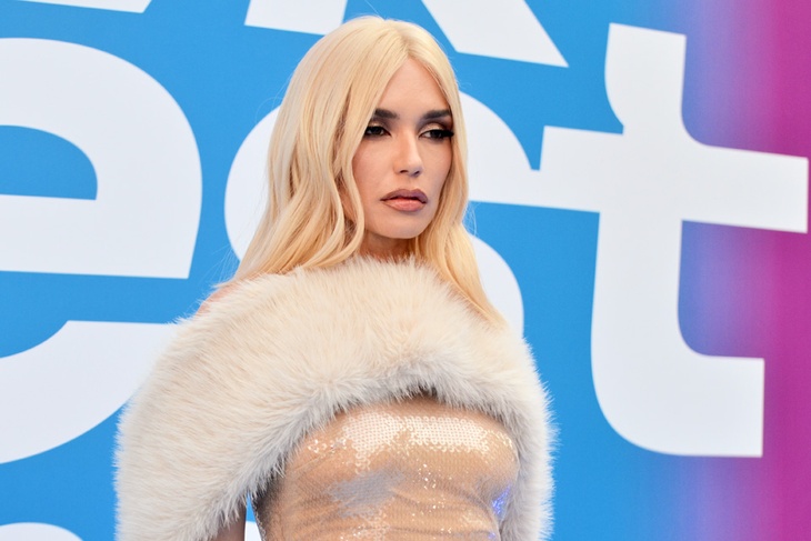 Экс-вокалистка группы «Серебро» Ольга Серябкина Экс-вокалистка группы «Серебро» Ольга Серябкина