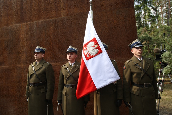 «Заберет себе Западную Украину»: полонист оценил планы Польши взыскать с России репарации за годы «советского господства» «Заберет себе Западную Украину»: полонист оценил планы Польши взыскать с России репарации за годы «советского господства»