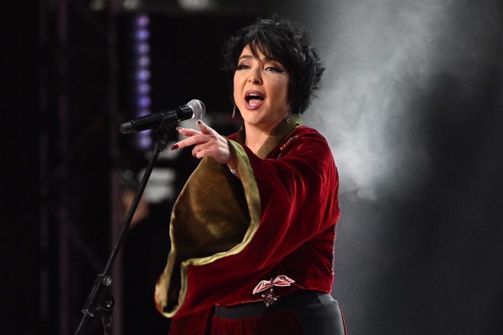 Лолита испортила самую личную песню Юрия Шевчука «Это всё» Лолита испортила самую личную песню Юрия Шевчука «Это всё»