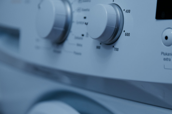 Жительница Москвы едва не постирала своего кота в машинке