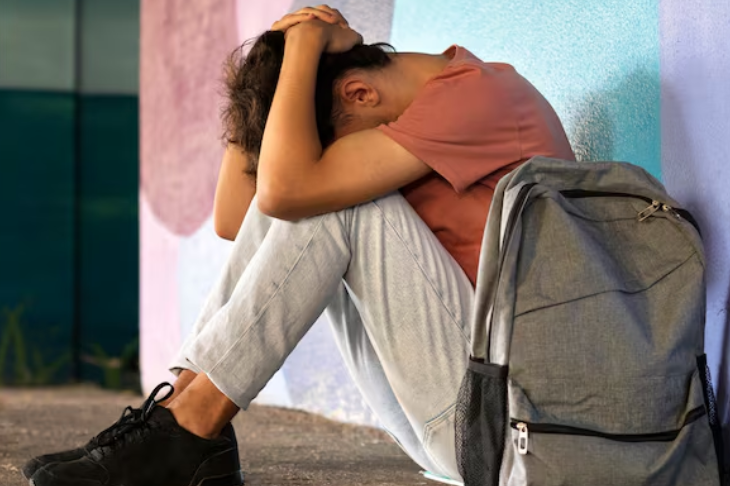 «Вина не в дверях и замках, а в обществе»: психолог о нападениях детей на школы