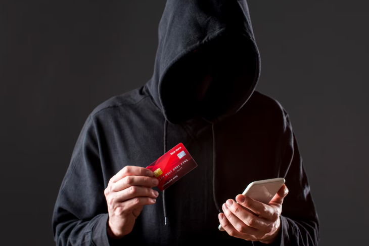 Эксперт рассказал, как мошенники могут украсть деньги с банковских вкладов