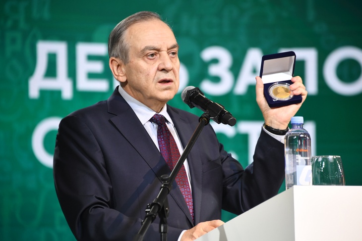 вице-премьер Правительства республики Крым, постпред республики Крым при Президенте России Георгий Мурадов вице-премьер Правительства республики Крым, постпред республики Крым при Президенте России Георгий Мурадов