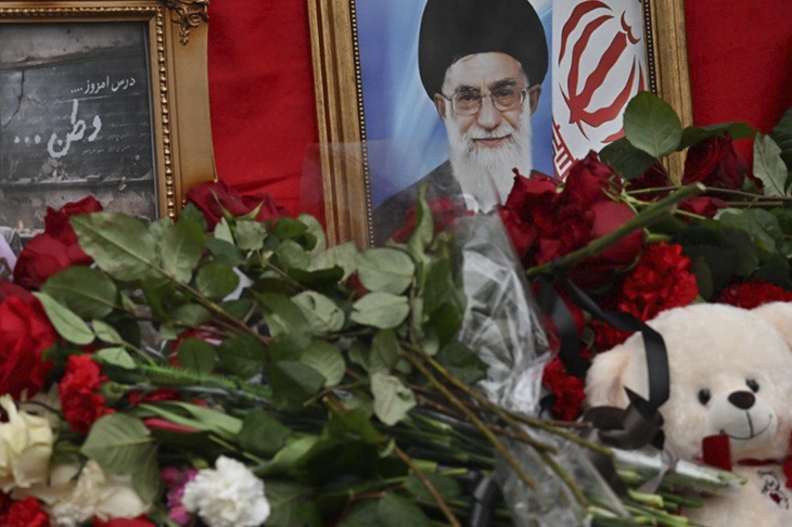 Политолог объяснил, почему выстоял Иран, несмотря на гибель высших лиц республики