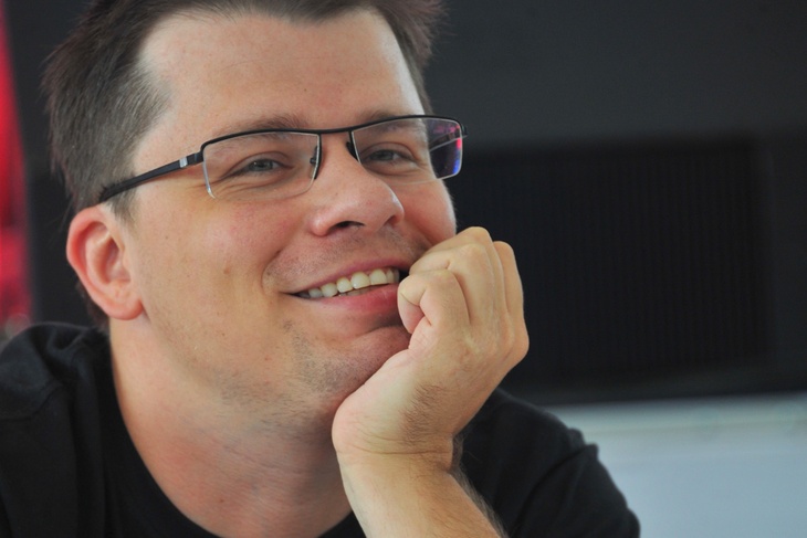 В какой группе поёт Гарик Харламов