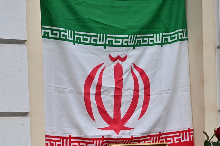 «Могут позволить себе управлять миром»: востоковед оценил заявление Трампа об уничтожении Ирана