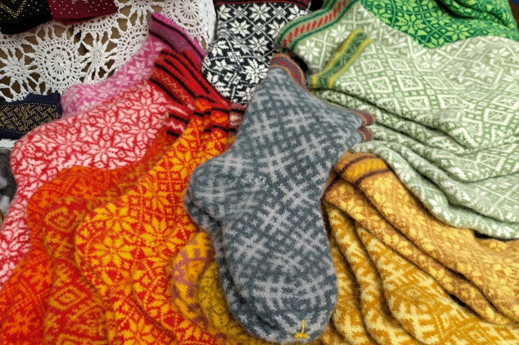 Эксперты рассказали, могут ли носки влиять на время засыпания человека