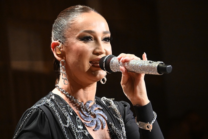 Ольга Бузова и Инстасамка объединились для песни «Я хочу»