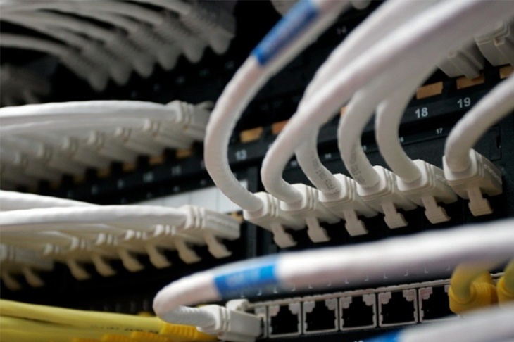 «Хотят зарабатывать как раньше»: эксперт допустил рост цен на интернет в России