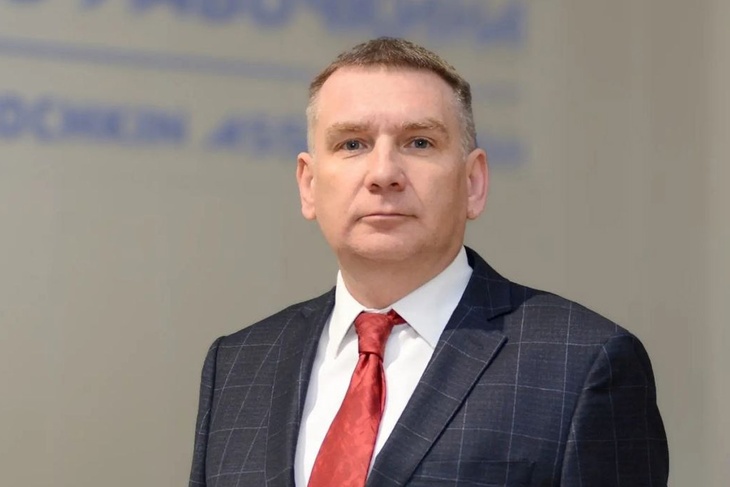 Россия отправит к Луне шесть миссий, установит там телескоп и электростанцию