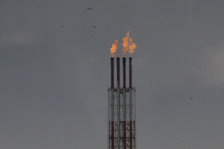 «Риски у всей планеты»: эксперт раскрыл, почему дорогая нефть невыгодна ни России, ни миру