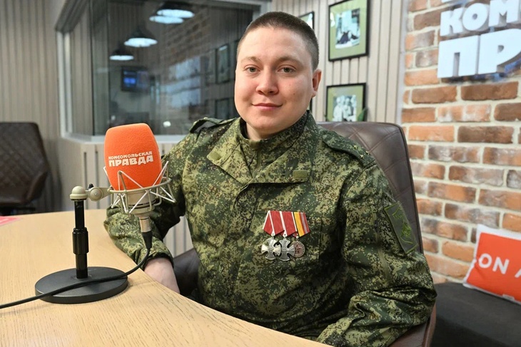 Старший лейтенант Александр Фролов