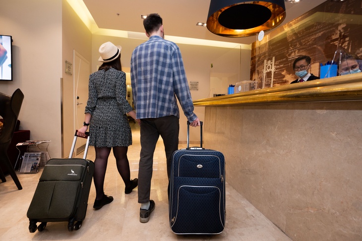 Санкт-Петербург, Москва и Адлер возглавили рейтинг самых популярных направлений для летнего отдыха