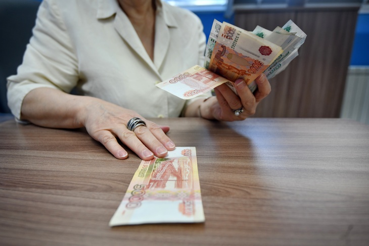 Экономист назвал преимущества сильного рубля для бизнеса и граждан