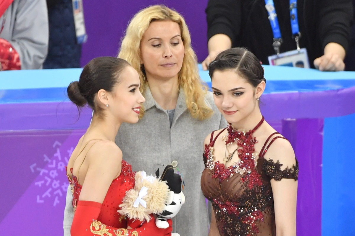 Жалаңаш Бетти Вергес грек інжір ағашы