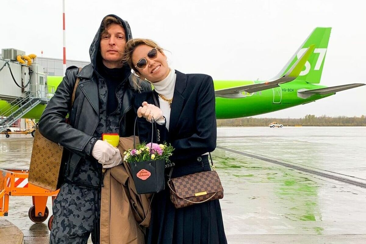 Ляйсан утяшева comedy club. Время способно изменить даже линии на наших ладонях. Воля изменял. Воля изменял. Воля измена ляйсан.