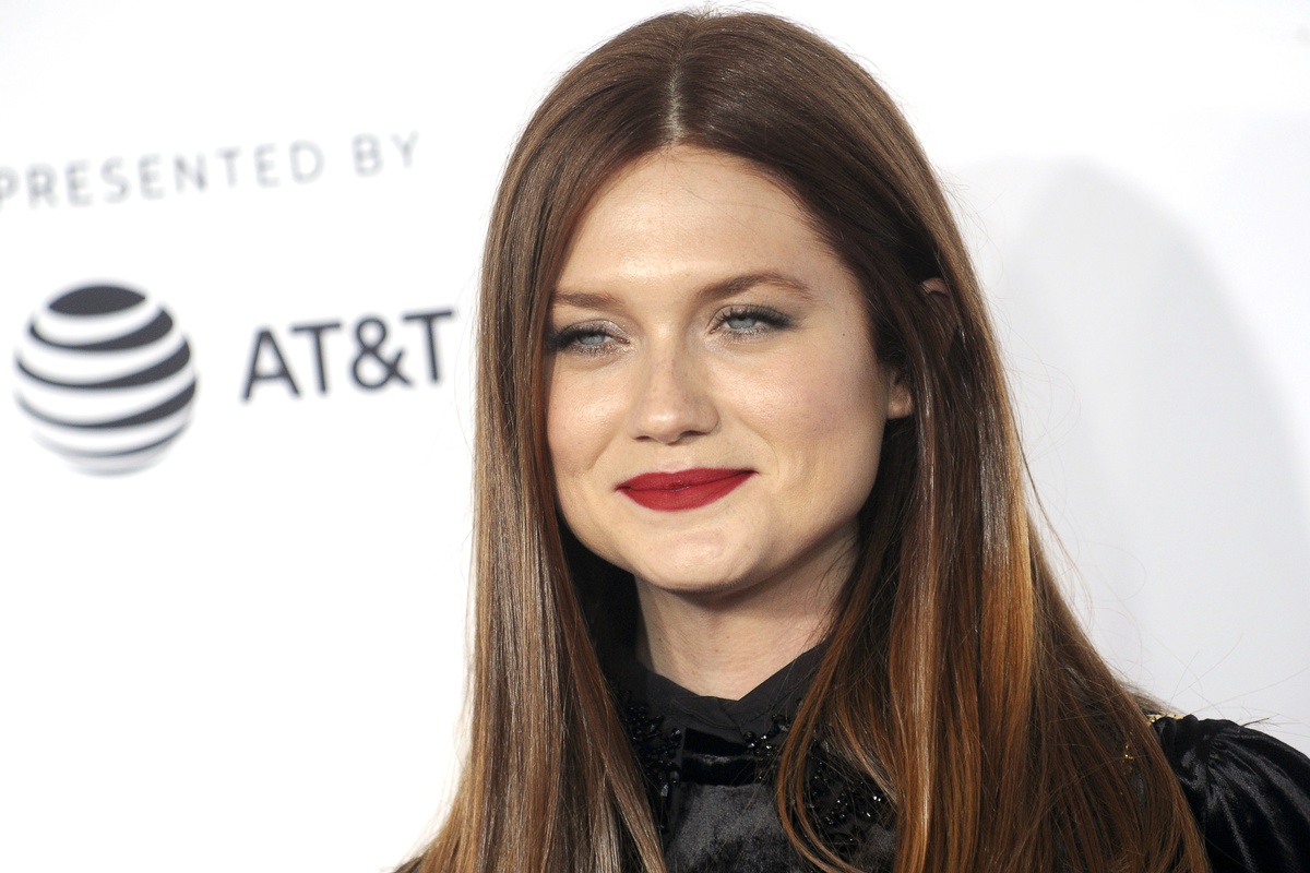 Ең әдемі кискалардың фотосуреттерін қараңыз Александра - ресейлік порно актриса.