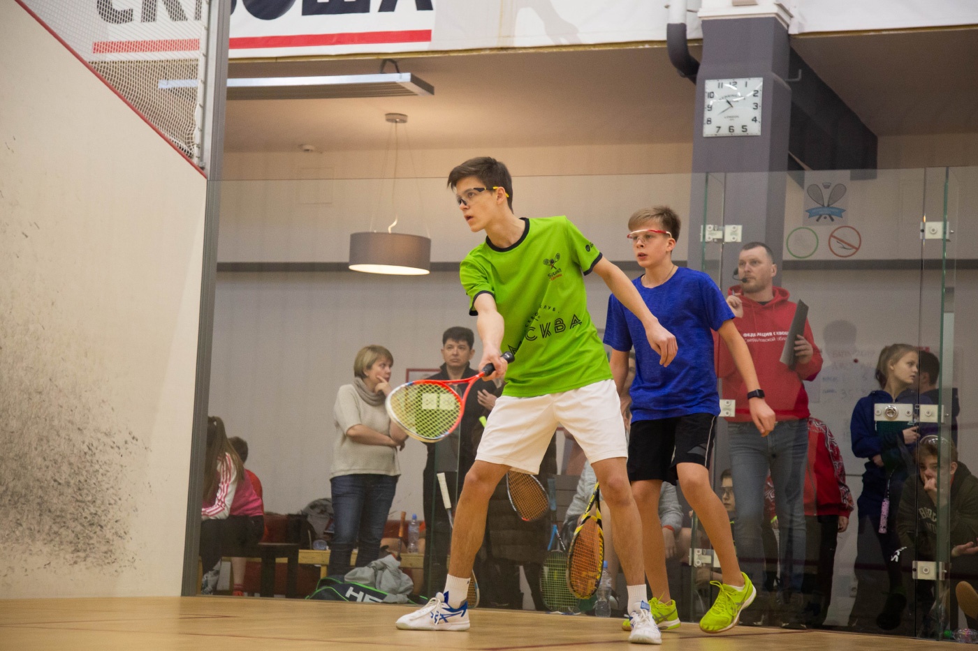 Макар Есин: фотогалерея