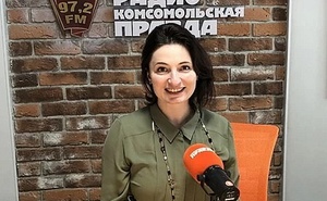 Елена Младова
