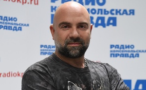 Телеведущий Тимофей Баженов на Радио «Комсомольская правда»