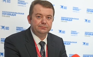 Антон Наумов