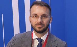 генеральный директор компании Skyeng Рустам Айнетдинов