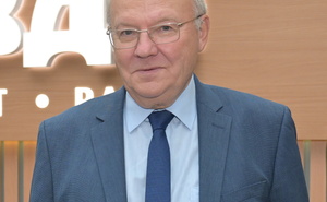 Алексей Хохлов