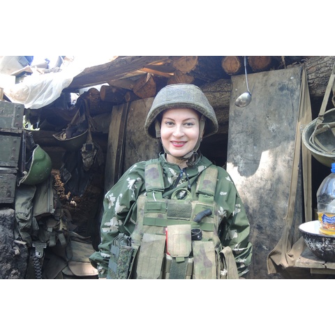 Әдемі жалаңаш арық қыздардың фотосуреттері